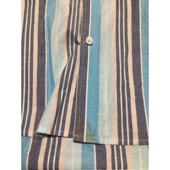 St. John's Bay Comfort Flex Men’s L Easy Care Short Sleeve Button-Down Shirt - Picture 4 of 4